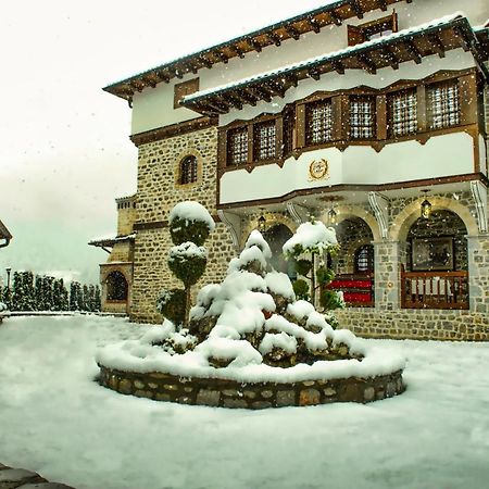 Отель The House Of The Miyaks Rostusa Экстерьер фото